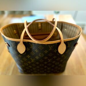 Louis Vuitton Neverfull MM